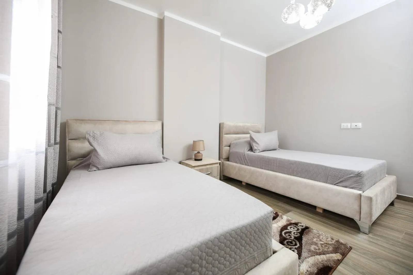 דירה Vlorë Valbona Apartament'S 1 אלבניה